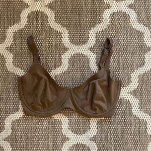 Skims bra size 34DDD ￼